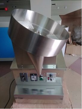 Máy đếm viên thuốc mâm xoay theo mẫu Máy đếm viên thuốc mâm xoay theo mẫu