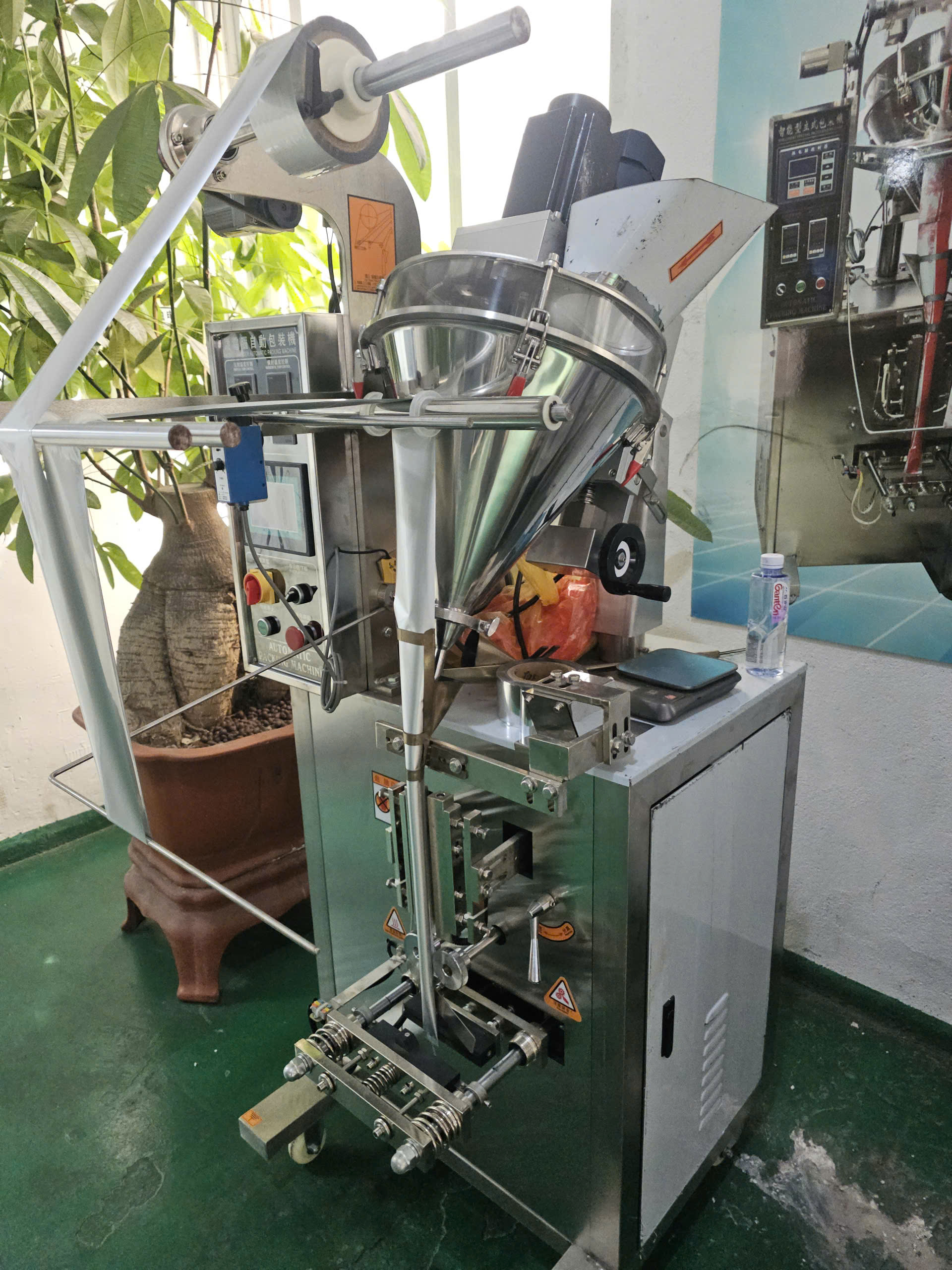 May dong goi bot min 2026